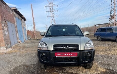 Hyundai Tucson III, 2006 год, 850 000 рублей, 4 фотография