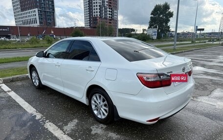 Toyota Camry, 2015 год, 1 950 000 рублей, 6 фотография