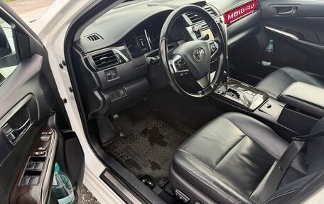 Toyota Camry, 2015 год, 1 950 000 рублей, 20 фотография