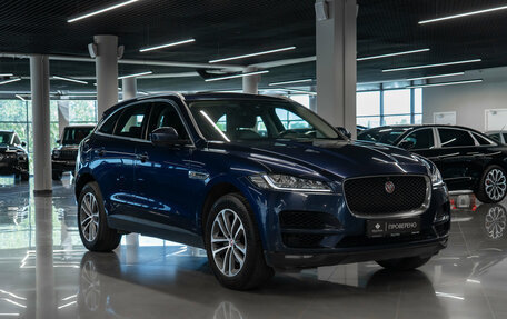 Jaguar F-Pace, 2016 год, 1 950 000 рублей, 2 фотография