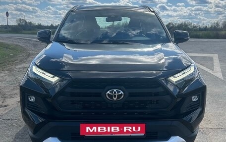 Toyota RAV4, 2024 год, 3 840 000 рублей, 8 фотография