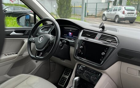 Volkswagen Tiguan II, 2017 год, 2 370 000 рублей, 9 фотография