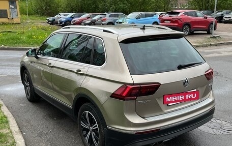 Volkswagen Tiguan II, 2017 год, 2 370 000 рублей, 21 фотография