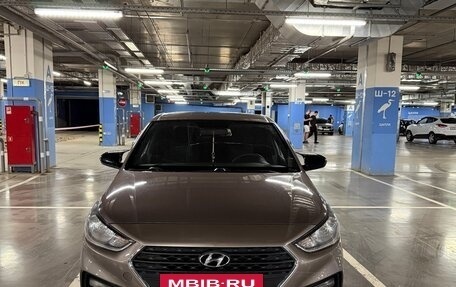 Hyundai Solaris II рестайлинг, 2018 год, 1 350 000 рублей, 2 фотография