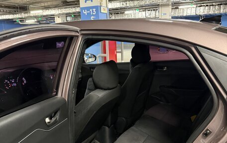 Hyundai Solaris II рестайлинг, 2018 год, 1 350 000 рублей, 15 фотография