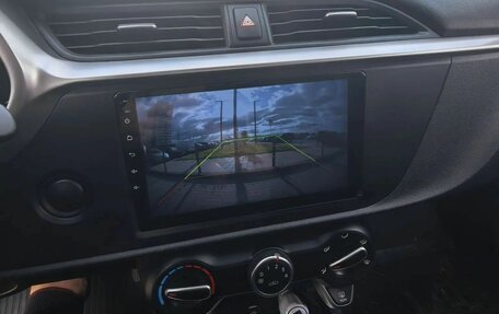 KIA Rio IV, 2021 год, 1 560 000 рублей, 6 фотография