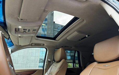 Cadillac Escalade IV, 2016 год, 2 975 000 рублей, 14 фотография