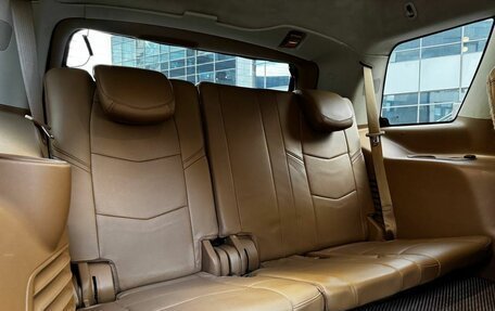 Cadillac Escalade IV, 2016 год, 2 975 000 рублей, 13 фотография