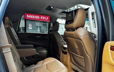 Cadillac Escalade IV, 2016 год, 2 975 000 рублей, 12 фотография