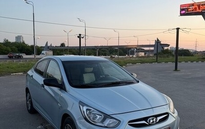 Hyundai Solaris II рестайлинг, 2013 год, 740 000 рублей, 1 фотография