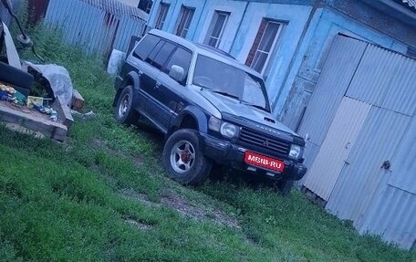 Mitsubishi Pajero III рестайлинг, 1993 год, 350 000 рублей, 1 фотография