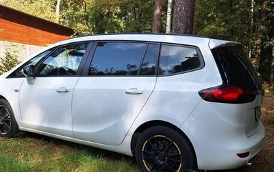 Opel Zafira C рестайлинг, 2013 год, 925 000 рублей, 1 фотография