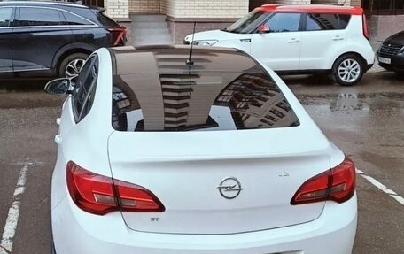 Opel Astra J, 2014 год, 770 000 рублей, 4 фотография