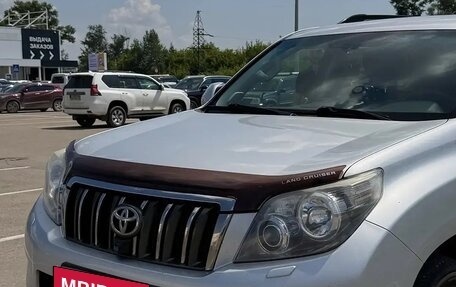 Toyota Land Cruiser Prado 150 рестайлинг 2, 2010 год, 2 750 000 рублей, 5 фотография
