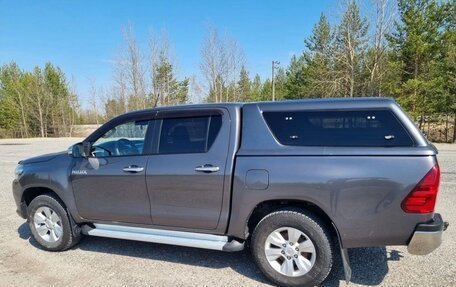 Toyota Hilux VIII, 2017 год, 2 230 000 рублей, 3 фотография