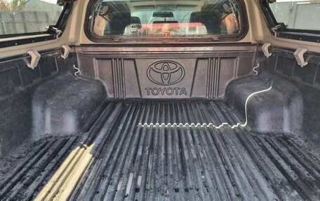 Toyota Hilux VIII, 2017 год, 2 230 000 рублей, 8 фотография