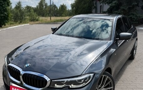 BMW 3 серия, 2020 год, 3 380 000 рублей, 3 фотография