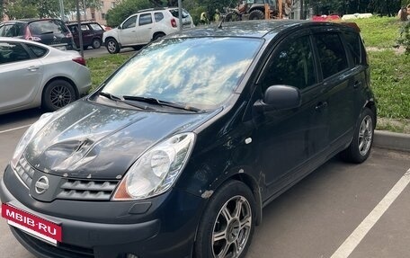 Nissan Note II рестайлинг, 2006 год, 300 000 рублей, 17 фотография