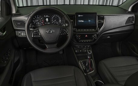 Hyundai Solaris II рестайлинг, 2020 год, 1 848 000 рублей, 6 фотография