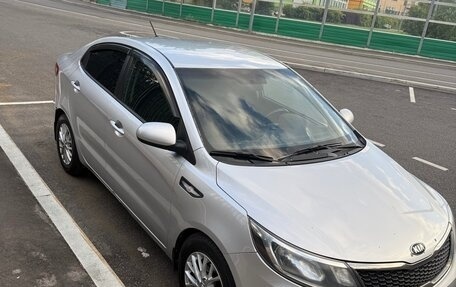 KIA Rio III рестайлинг, 2015 год, 550 000 рублей, 3 фотография