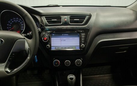 KIA Rio III рестайлинг, 2015 год, 1 090 000 рублей, 26 фотография