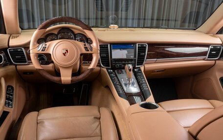 Porsche Panamera II рестайлинг, 2010 год, 2 569 000 рублей, 11 фотография