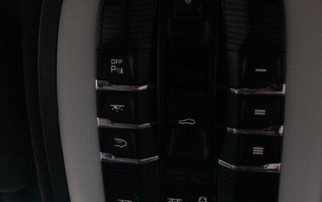 Porsche Cayenne III, 2015 год, 4 400 000 рублей, 22 фотография