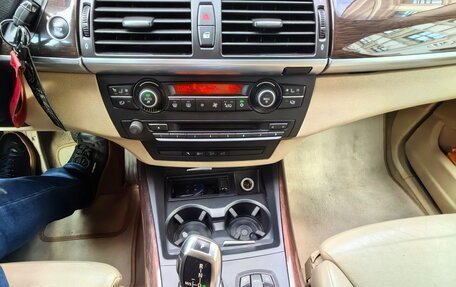 BMW X5, 2010 год, 2 600 000 рублей, 16 фотография