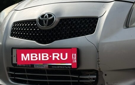 Toyota Yaris III рестайлинг, 2008 год, 470 000 рублей, 3 фотография
