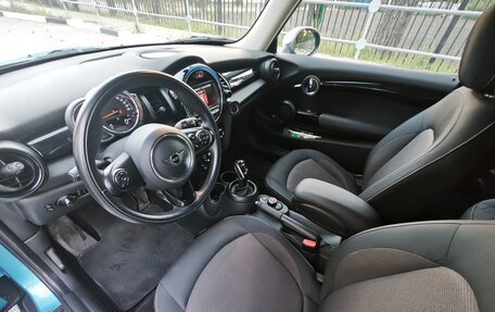 MINI Hatch, 2018 год, 1 949 000 рублей, 7 фотография