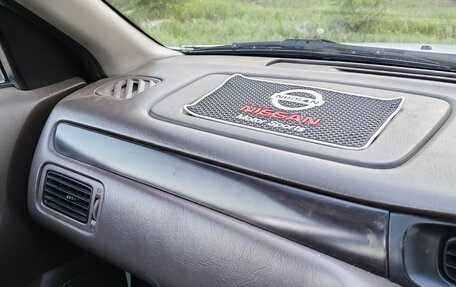 Nissan Bluebird XI, 2000 год, 290 000 рублей, 4 фотография
