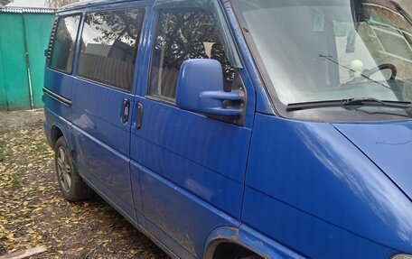 Volkswagen Caravelle T4, 2000 год, 850 000 рублей, 3 фотография