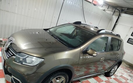 Renault Sandero II рестайлинг, 2018 год, 1 230 000 рублей, 2 фотография