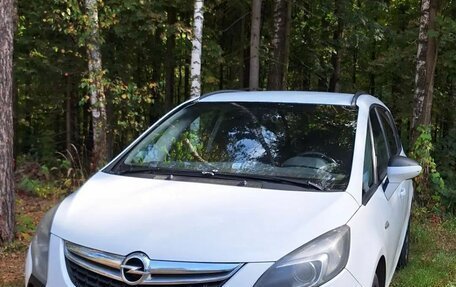 Opel Zafira C рестайлинг, 2013 год, 925 000 рублей, 8 фотография