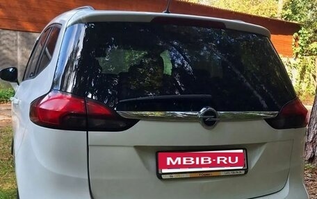 Opel Zafira C рестайлинг, 2013 год, 925 000 рублей, 3 фотография
