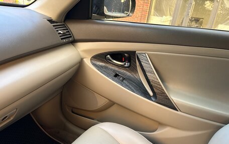 Toyota Camry, 2011 год, 1 300 000 рублей, 15 фотография