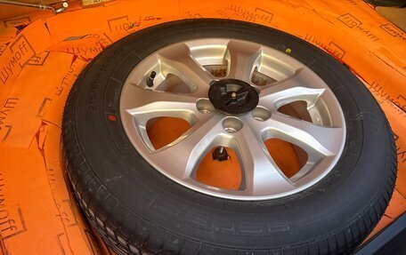 Toyota Camry, 2011 год, 1 300 000 рублей, 20 фотография