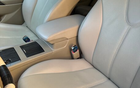 Toyota Camry, 2011 год, 1 300 000 рублей, 19 фотография