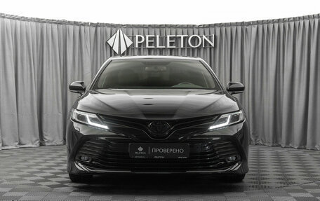Toyota Camry, 2018 год, 2 650 000 рублей, 3 фотография