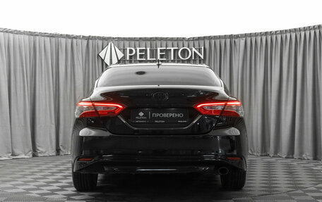 Toyota Camry, 2018 год, 2 650 000 рублей, 6 фотография