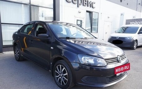 Volkswagen Polo VI (EU Market), 2011 год, 650 000 рублей, 3 фотография
