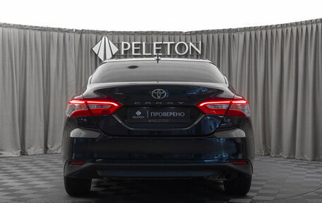 Toyota Camry, 2018 год, 2 250 000 рублей, 6 фотография
