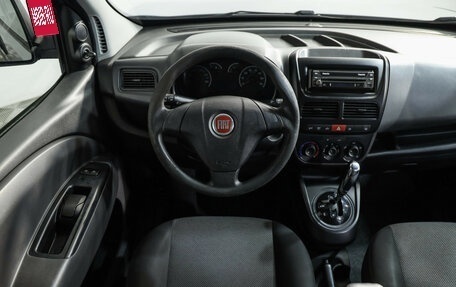 Fiat Doblo II рестайлинг, 2011 год, 989 000 рублей, 13 фотография