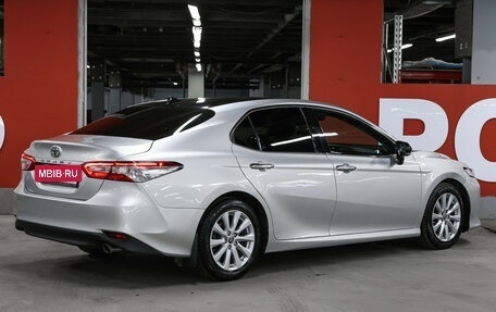 Toyota Camry, 2019 год, 2 399 000 рублей, 6 фотография