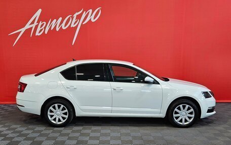 Skoda Octavia, 2017 год, 1 395 000 рублей, 6 фотография