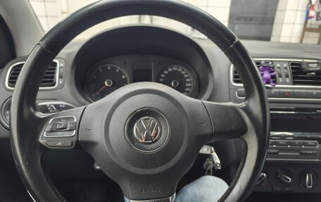 Volkswagen Polo VI (EU Market), 2011 год, 598 000 рублей, 10 фотография