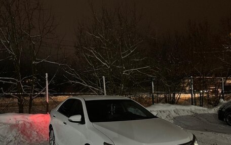 Toyota Camry, 2015 год, 2 150 000 рублей, 2 фотография