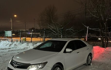 Toyota Camry, 2015 год, 2 150 000 рублей, 3 фотография