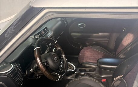 KIA Soul II рестайлинг, 2016 год, 900 000 рублей, 7 фотография
