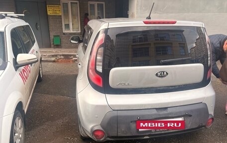 KIA Soul II рестайлинг, 2016 год, 900 000 рублей, 2 фотография